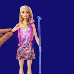 Barbie Big City Dreams Malibu Sängerin Puppe Mit Leuchtendem Kleid Und Musik Inkl. Zubehör 11 Barbie Big City Dreams Malibu Sängerin Puppe Mit Leuchtendem Kleid Und Musik Inkl. Zubehör -Barbie Verkaufsladen 20410609 05