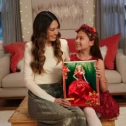 Barbie Signature Holiday Doll, Blond -Barbie Verkaufsladen 24798482 05