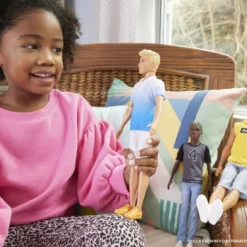 Barbie Ken Fashionistas Puppe Im Weiß-blauen Poloshirt 19 Barbie Ken Fashionistas Puppe Im Weiß-blauen Poloshirt -Barbie Verkaufsladen 424642fdcf435343862998205e6a8ecf