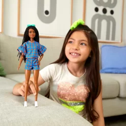 Barbie Fashionistas Puppe Im Herz-Print Oberteil/ Rock 14 Barbie Fashionistas Puppe Im Herz-Print Oberteil/ Rock -Barbie Verkaufsladen bf74a3a5fbd856a4112f7c8b9b3e623d